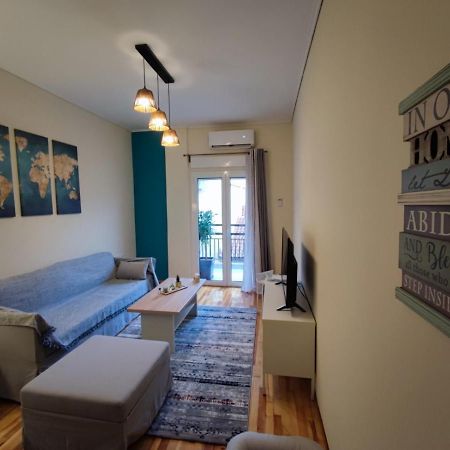 Wood & White Apartment In Historic Center With 2 Bedrooms Ioánnina Exteriér fotografie